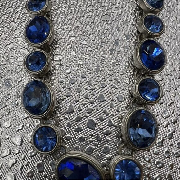 MONET Demi Parure Blue Rhinestone Necklace Vintage 18-inch - Picture 6 of 6